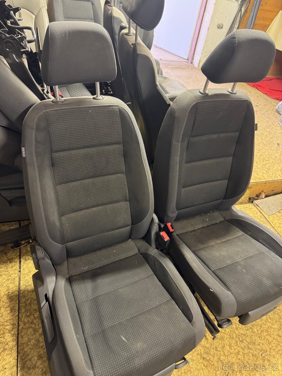 Sedačky VW Touran - 4