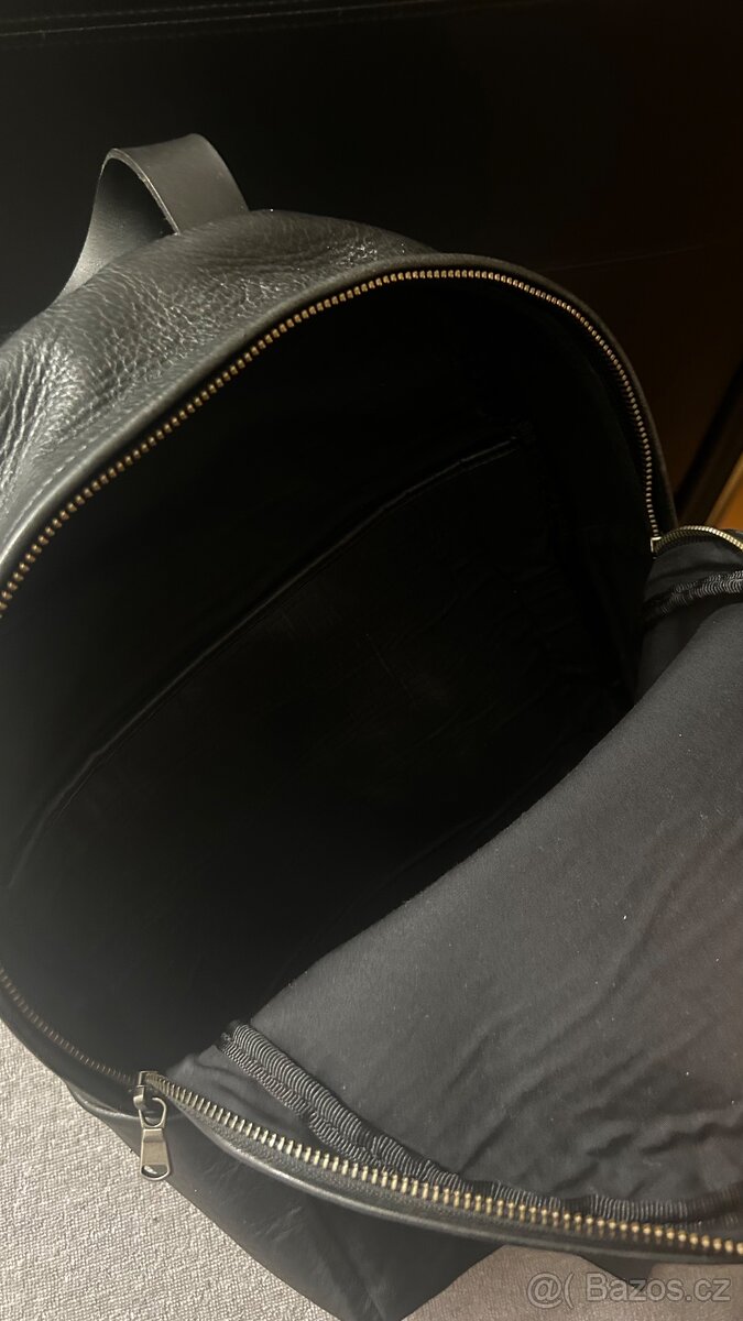Černý kožený batoh Vespucci - 4