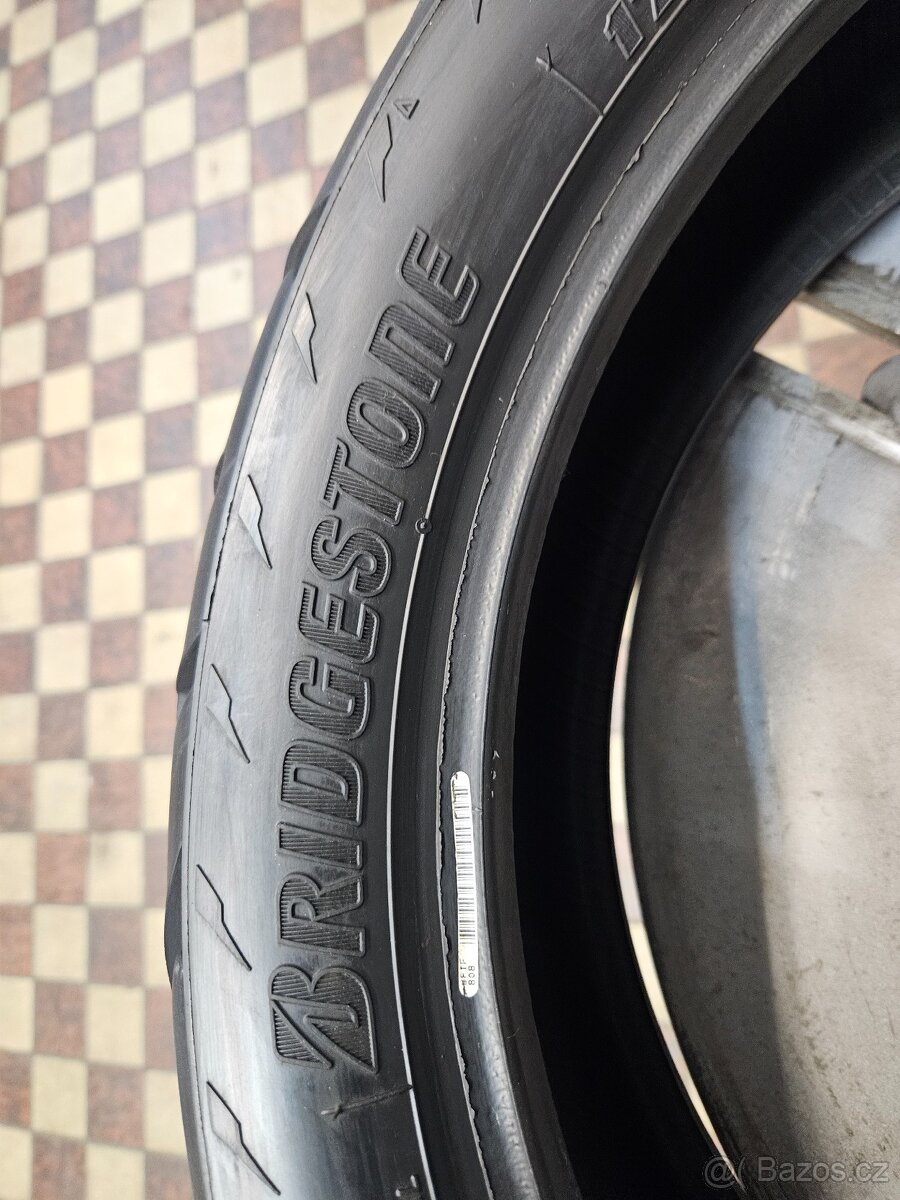 170/60R17M/C 72V Britgestone Battlax Adventure 41R - 4
