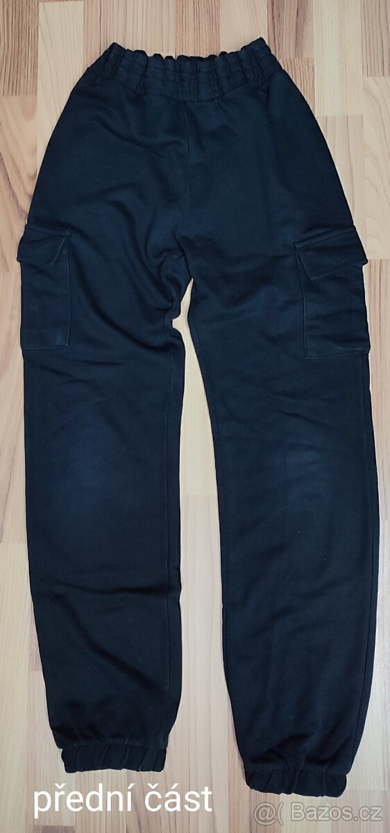 Dívčí černé tepláky, vel. 14+ - 4