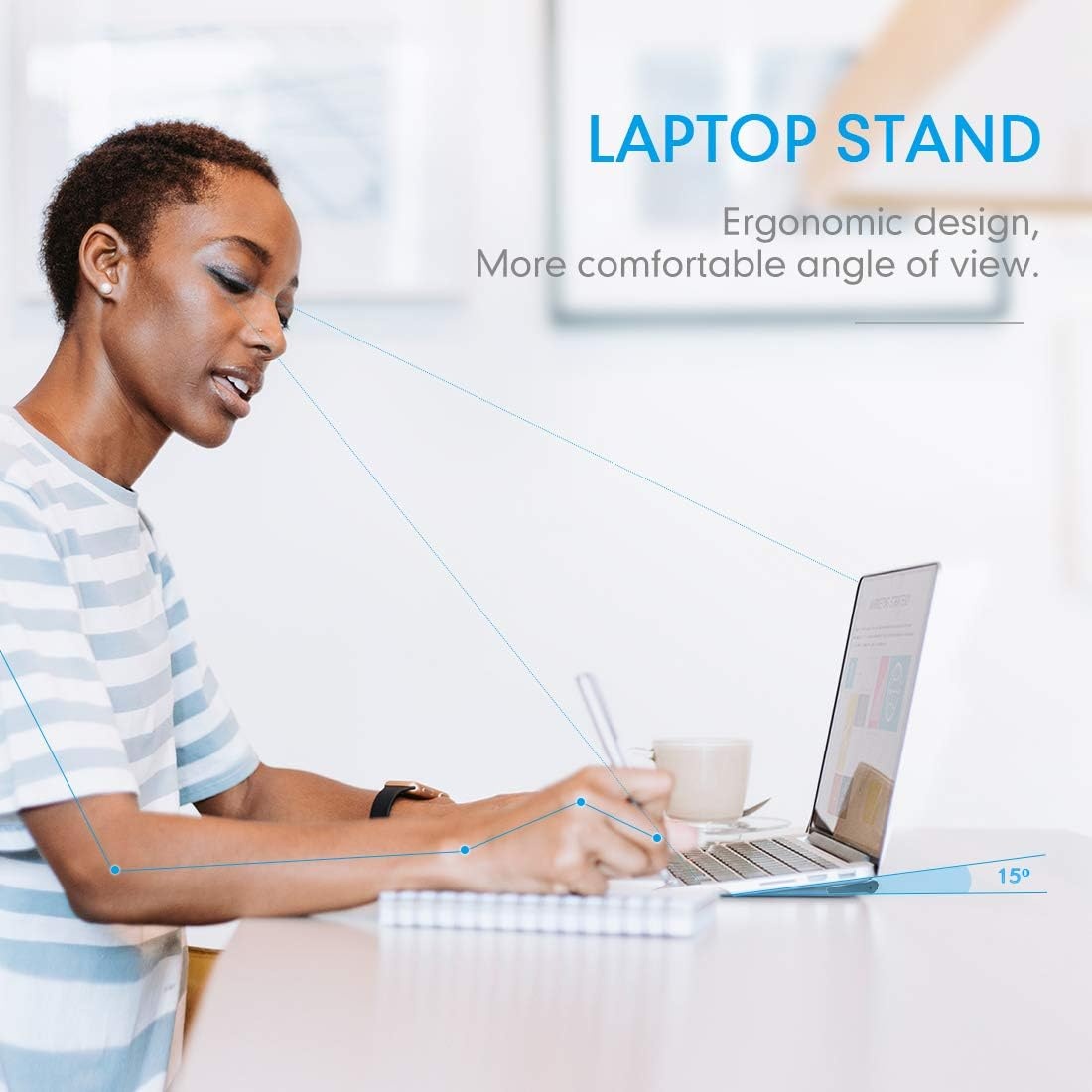 Puv. Cena 2500 - Nová dokovací stanice / rozbočovač USB C - 4