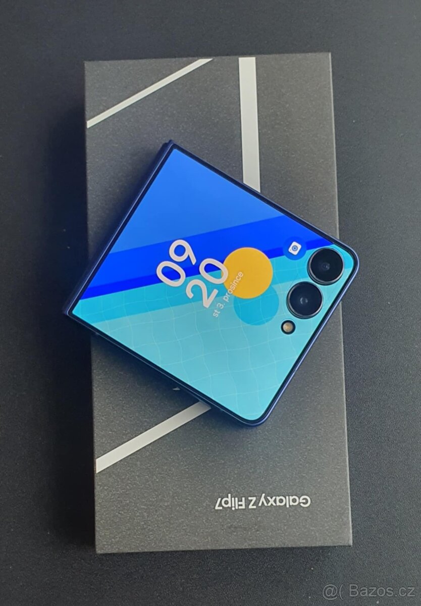 Samsung Galaxy Z Flip7 5G / 12+256 / V záruce do 10/2027. - 4