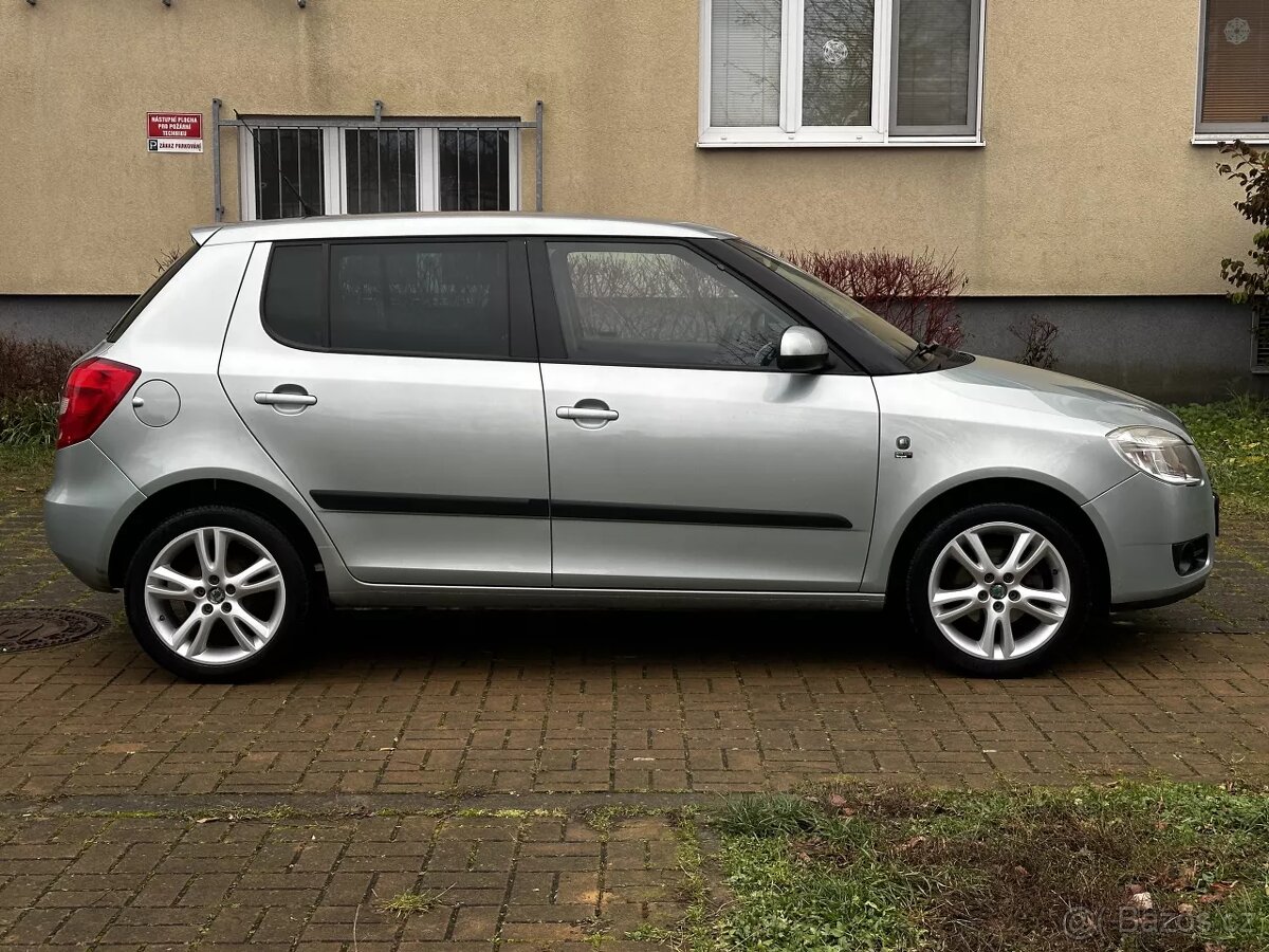 Škoda Fabia II 1.2 12V 44kW Klima ALU R16 1. majitel 2009 - 4