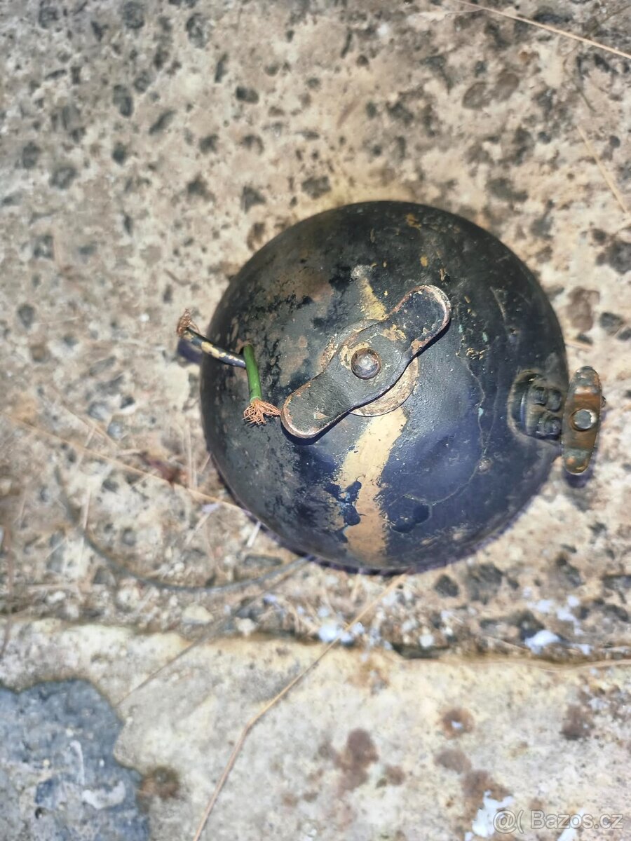 Přední světlo pravděpodobně Opel - 4