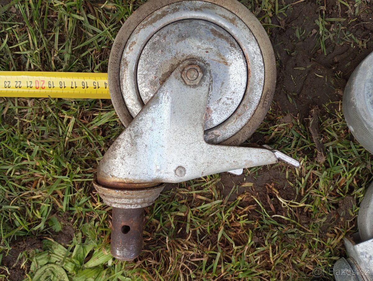 Pojezdová kola , hřídel - 4