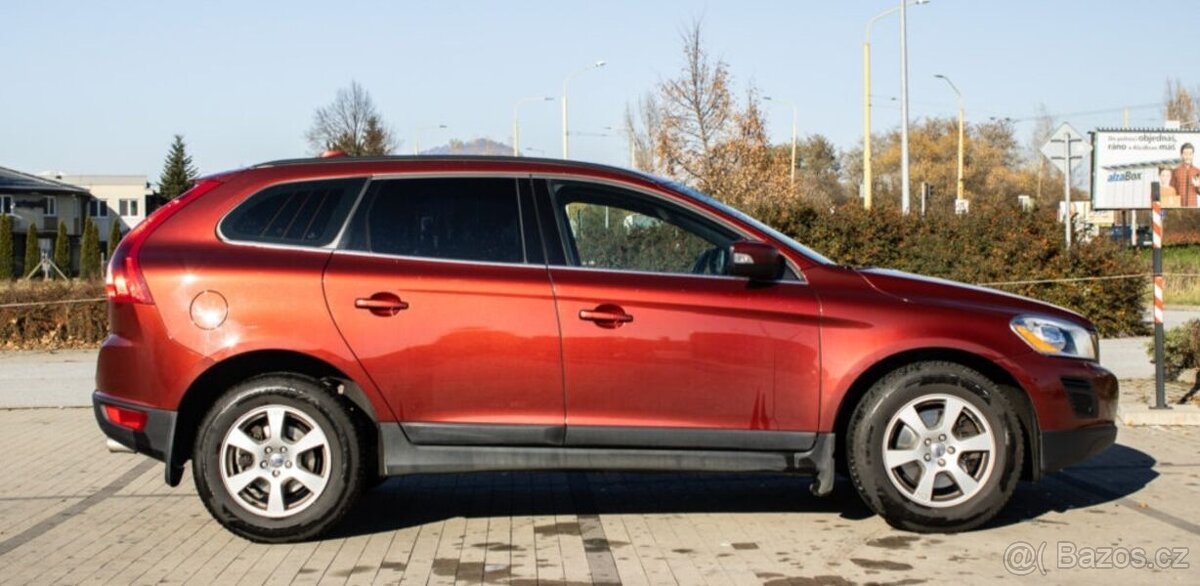 Volvo XC60 2.4D Momentum, 120kW (2011) - 4