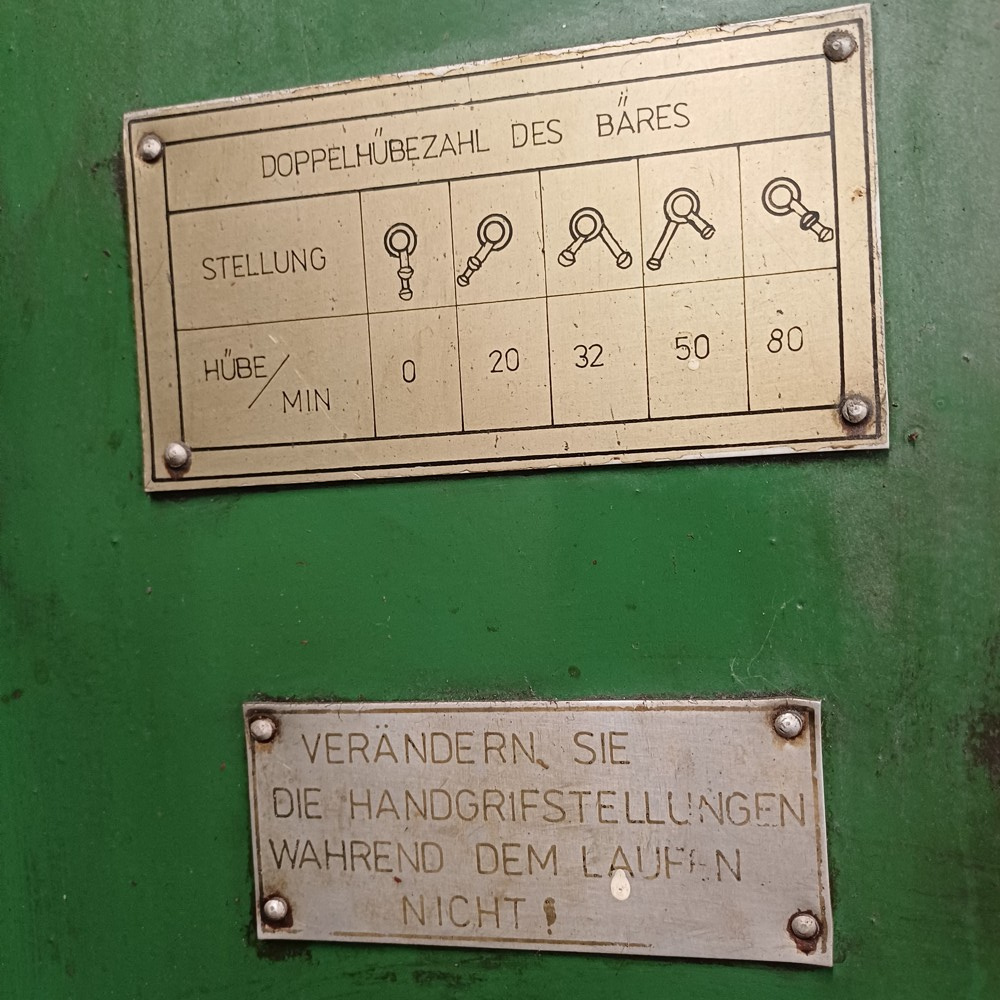 Svislá obražečka BAIA MARE M 320 - 4