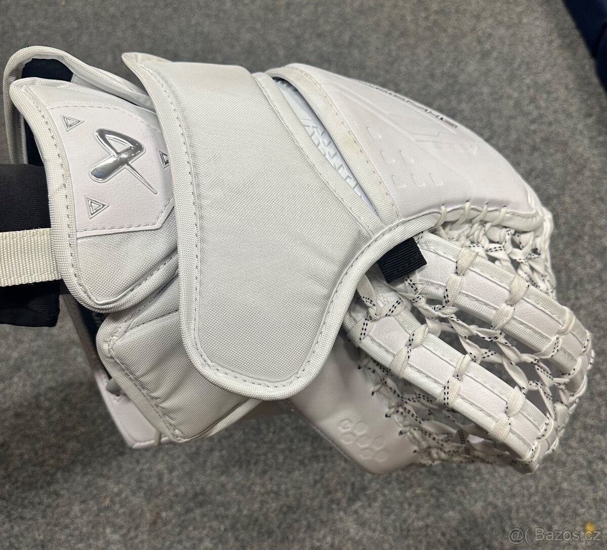 Brankářská lapačka - 4