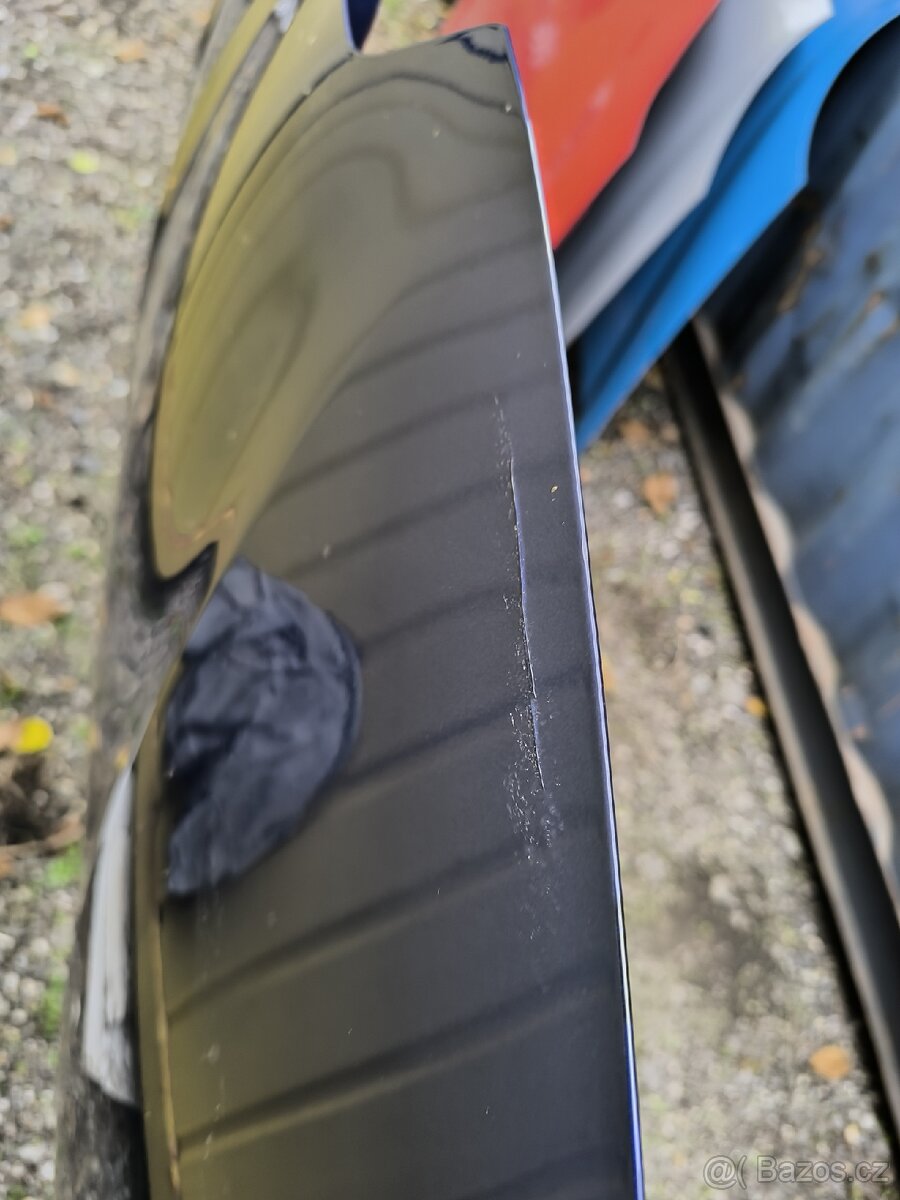 Megane 4 přední kapota - 4