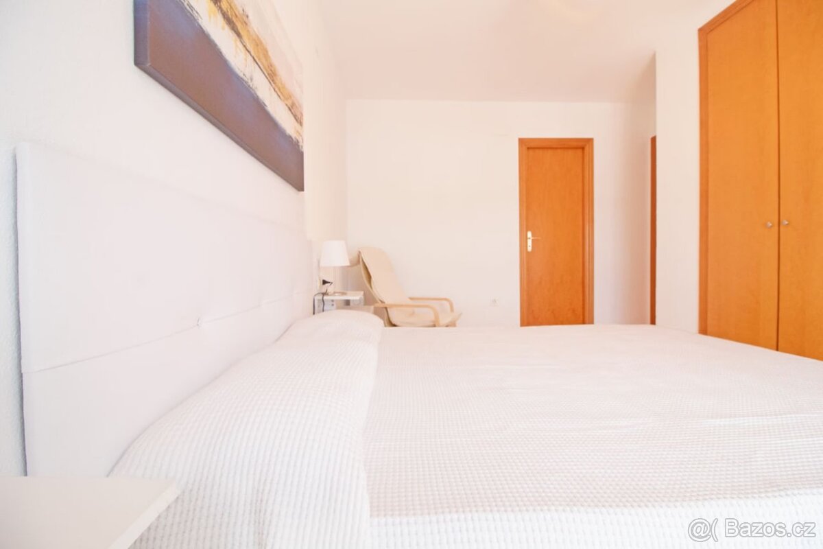 Pronájem bytu 3+kk – 82 m² - 4