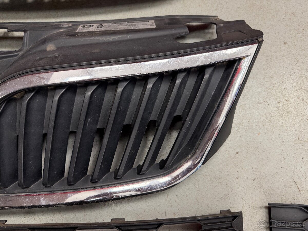 Škoda Rapid maska / mřížky - 4