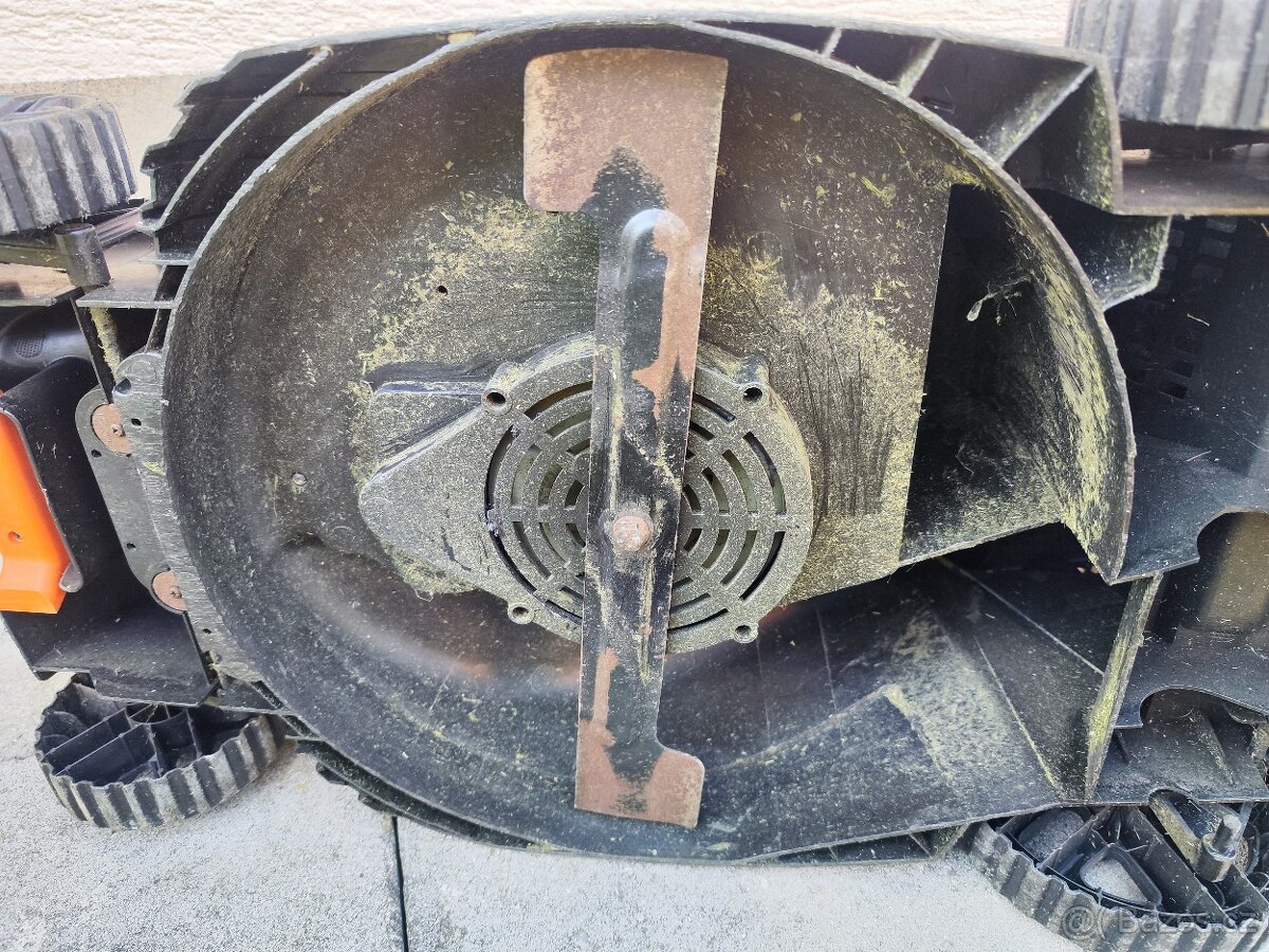 Sekačka Black Decker BEMW481BH na ND - 4