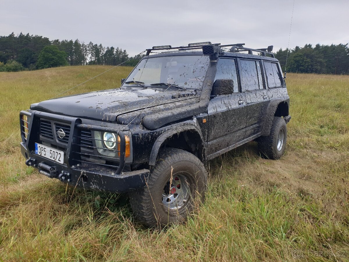 Nissan Patrol Y60