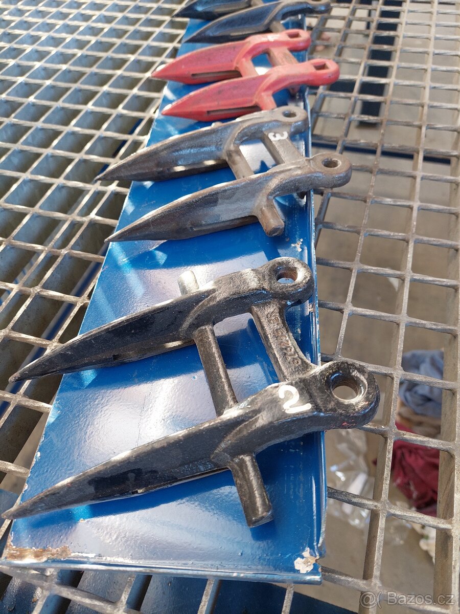 Dvouprsty - náhradní hroty na lišty kombajnů - 4