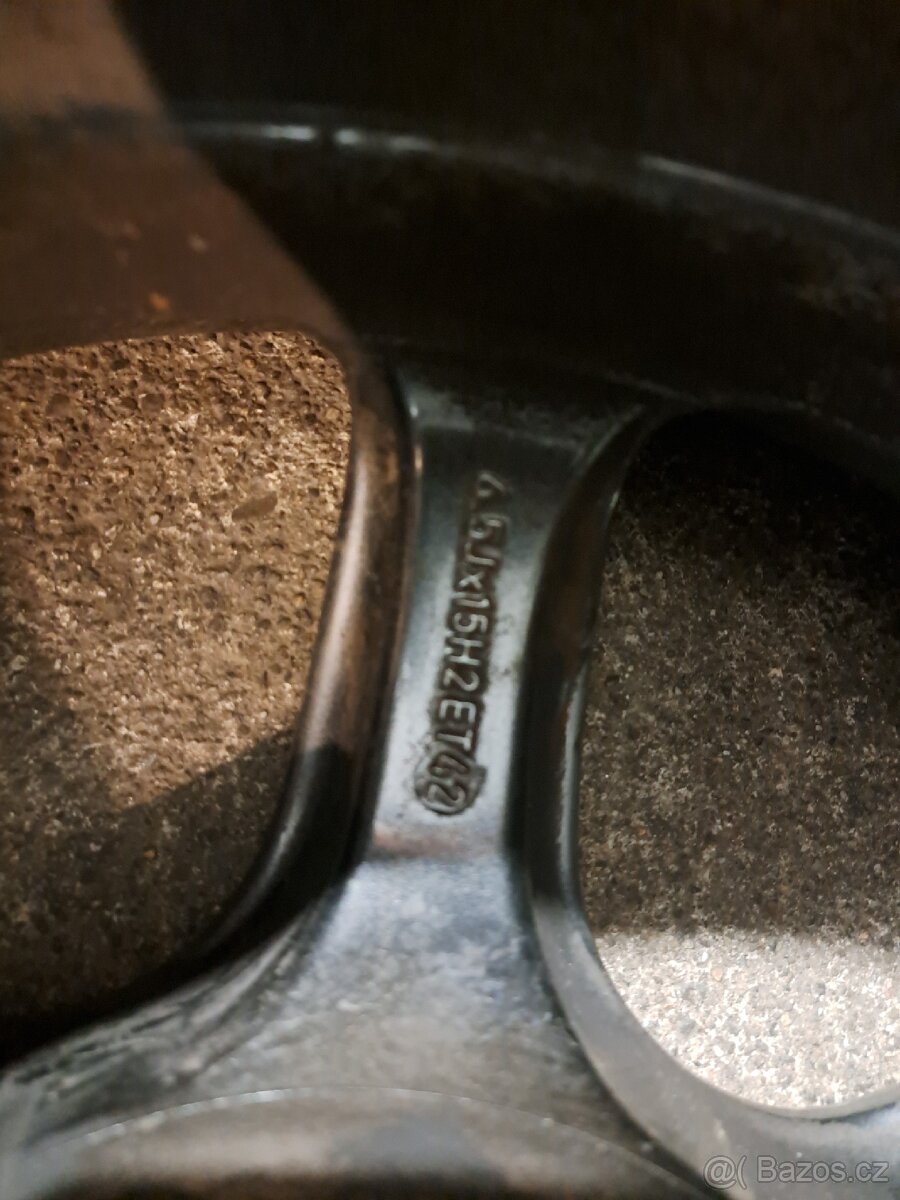 Alu kola+pneu 185/55/15 - 4