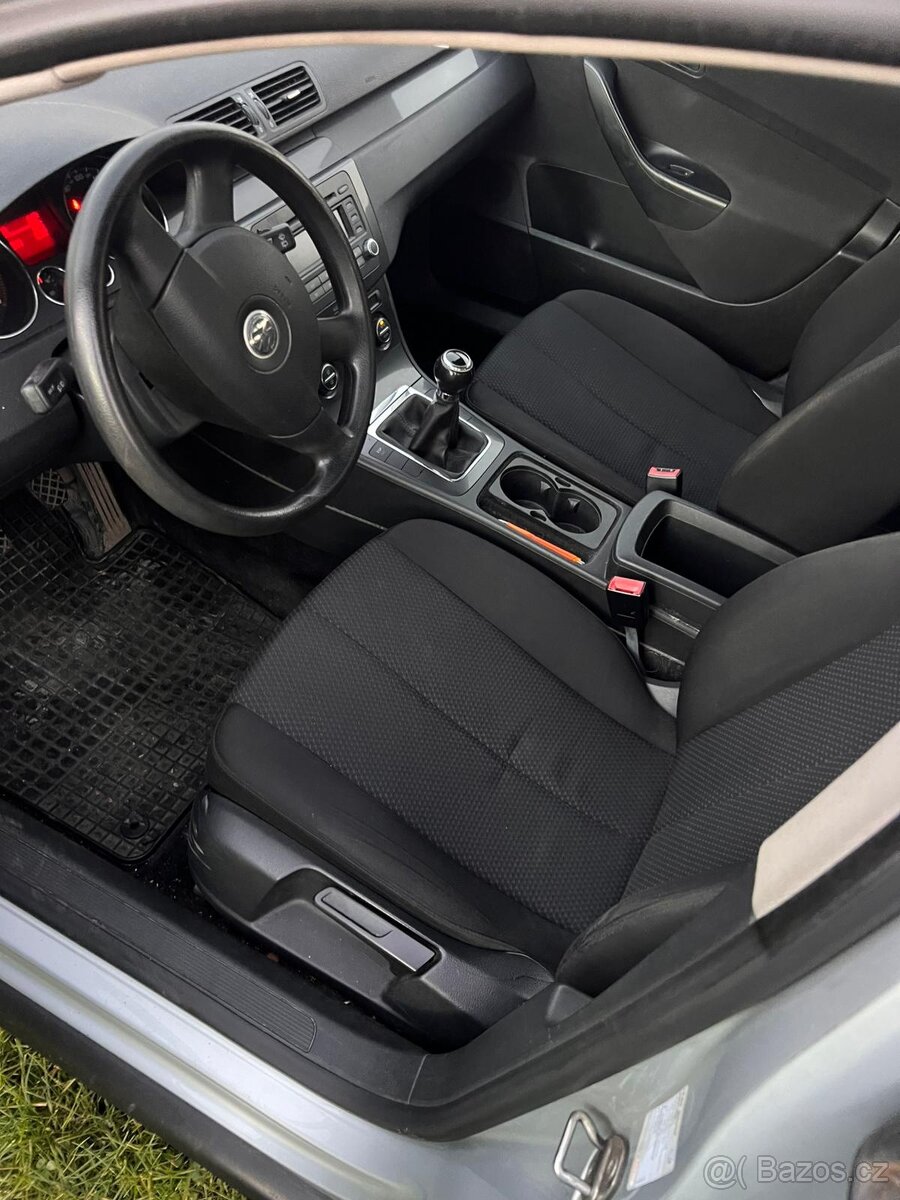 Passat B6 1.6 FSI 85KW - 4