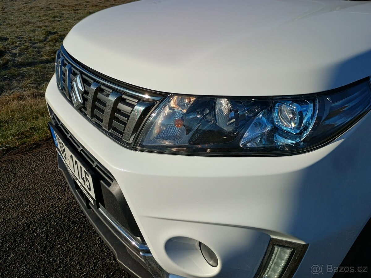 Suzuki Vitara 4x4 r.2019 ZAMLUVENO do 30.12 - 4