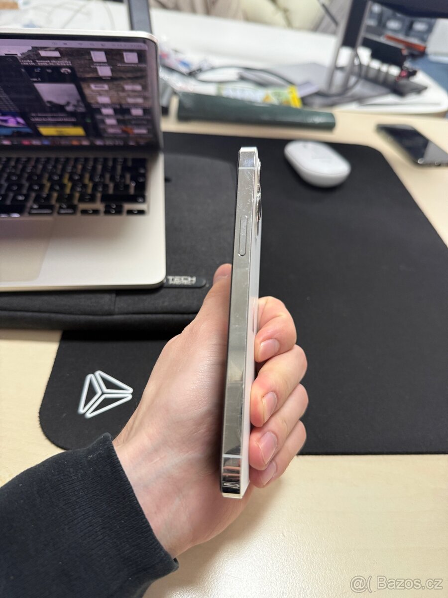 iPhone 12 Pro 128GB - 4