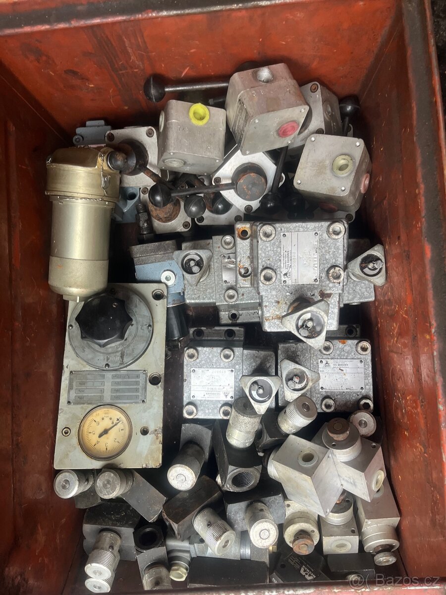 HYDRAULICKÉ čerpadla a komponenty - 4