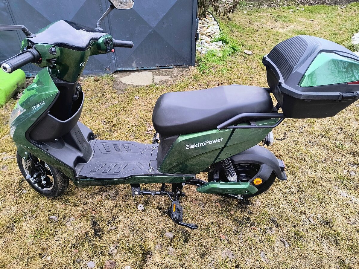 Elektro skútr NOVA M4 - 4