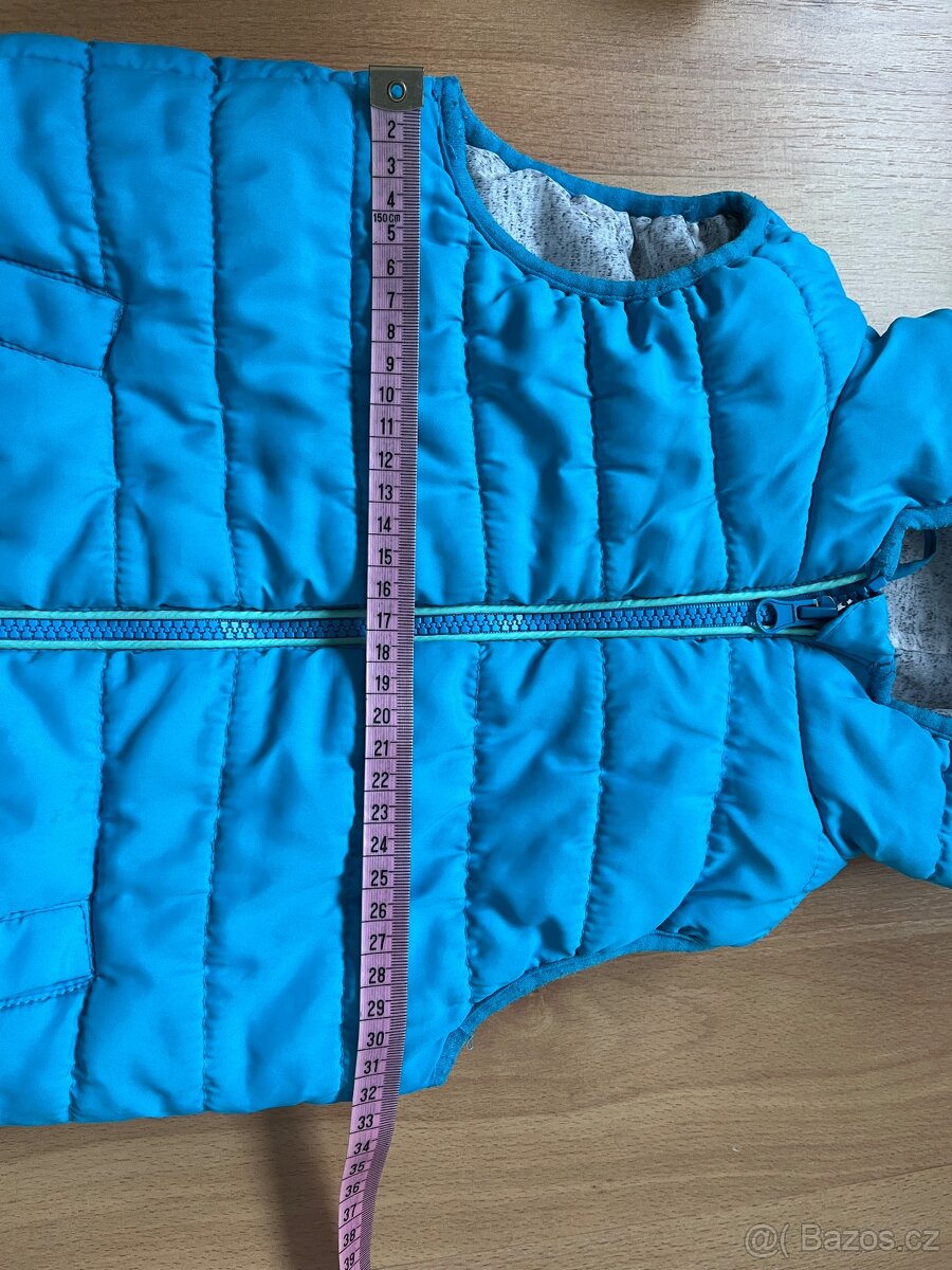 Teplejší vesta, velikost 104 - 4