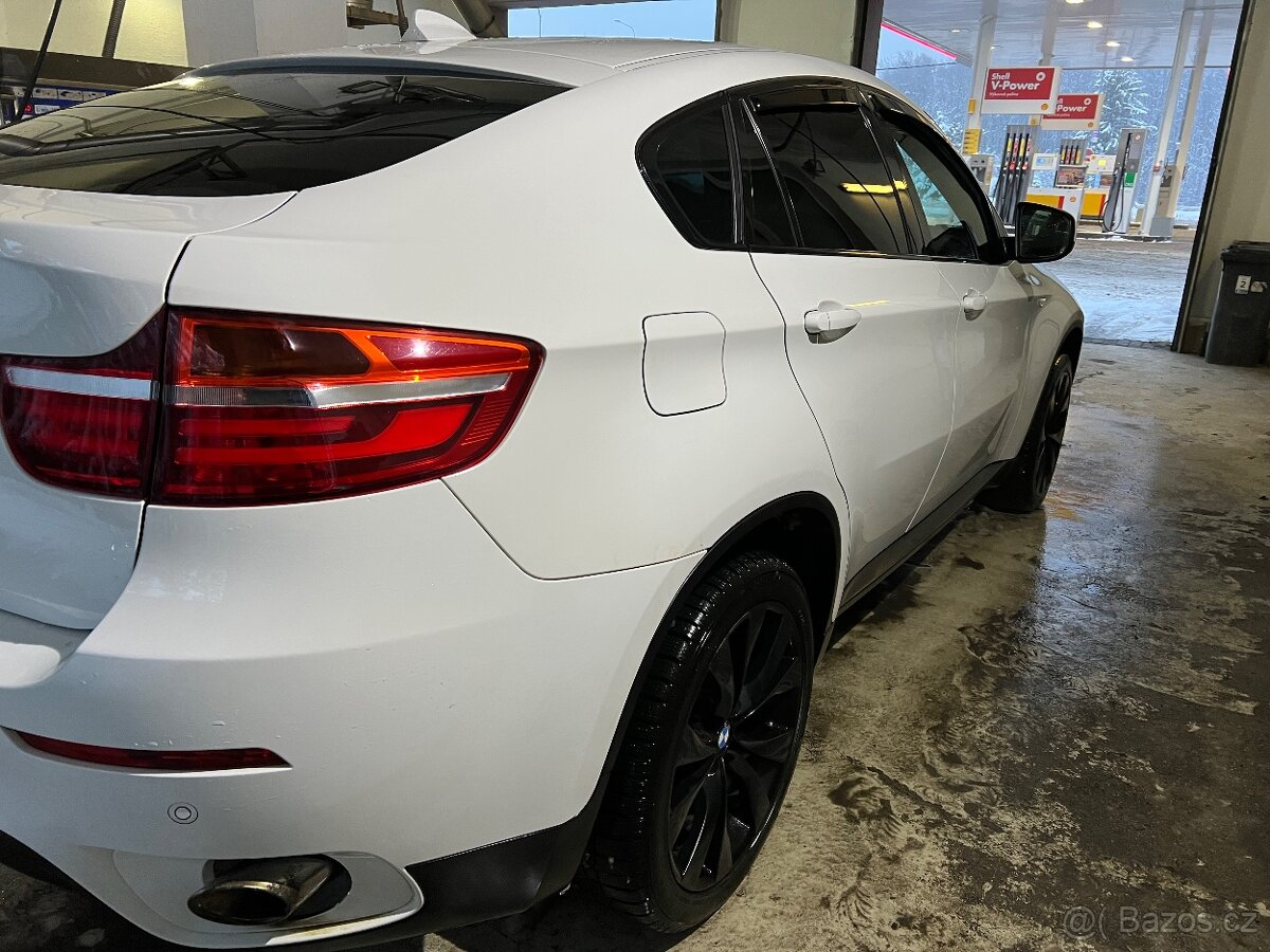 Prodám BMW X 6 40d - 4