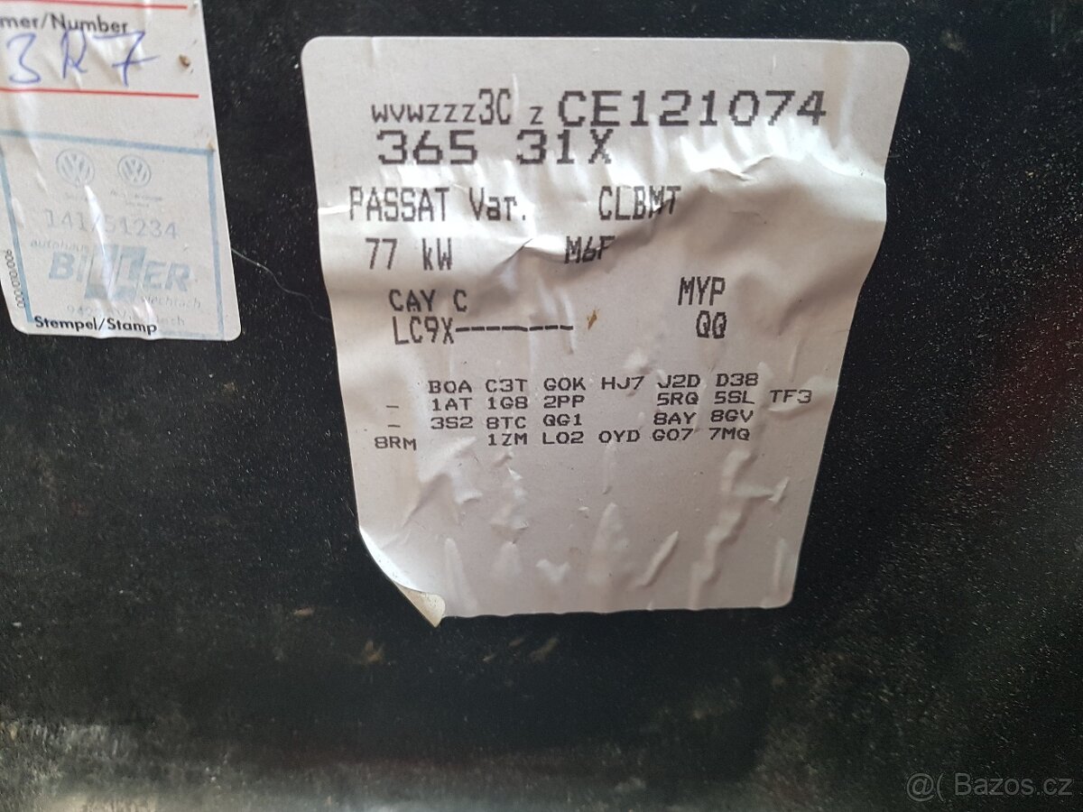 VW Passat Variant B7, 1.6TDI - 2012 karoserie + doklady D př - 4