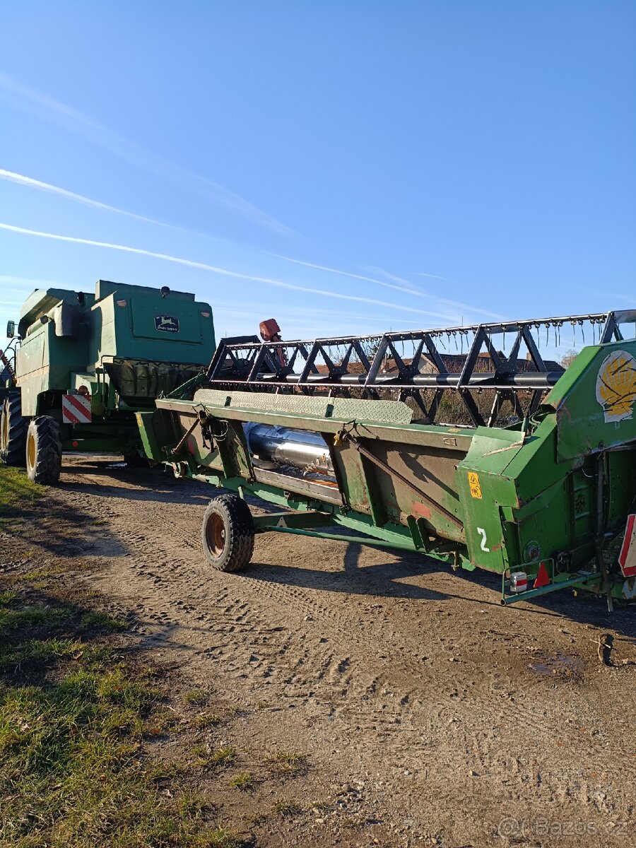 Kombajn John Deere 2066 - 4