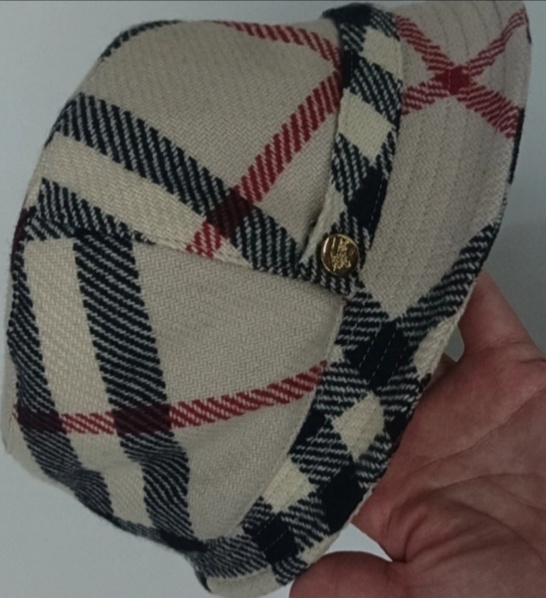 Burberry Klobouk - 4