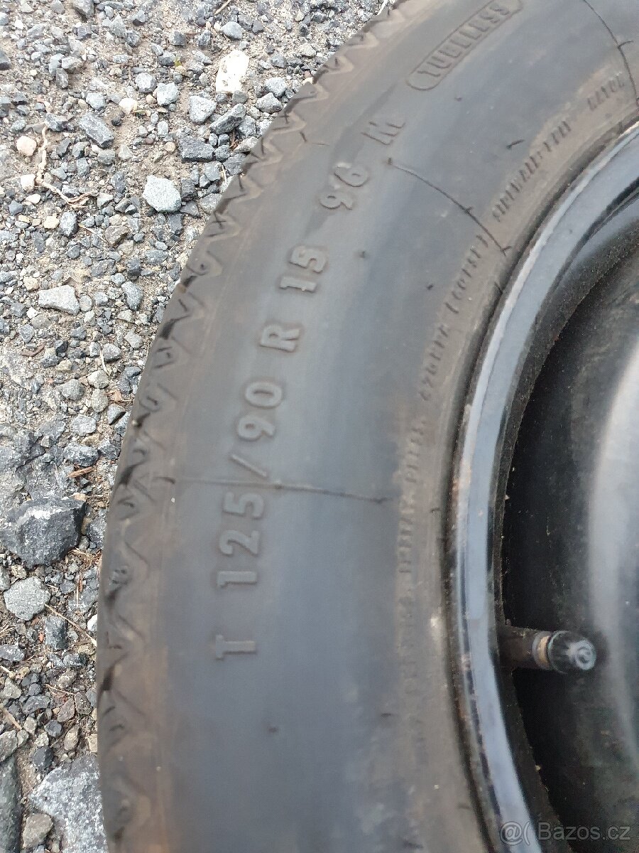 Dojezdové kolo VOLVO 15 - 4