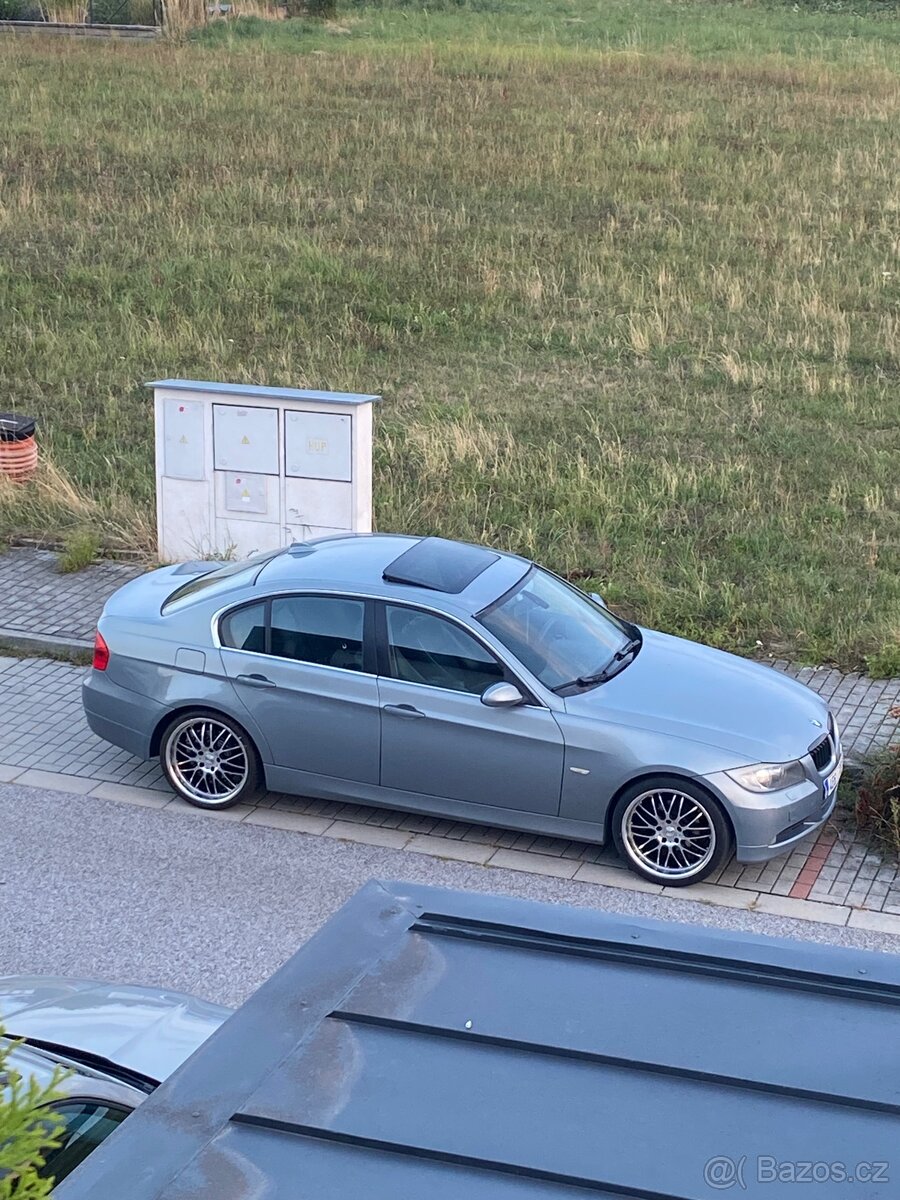 bmw e90 325i - 4