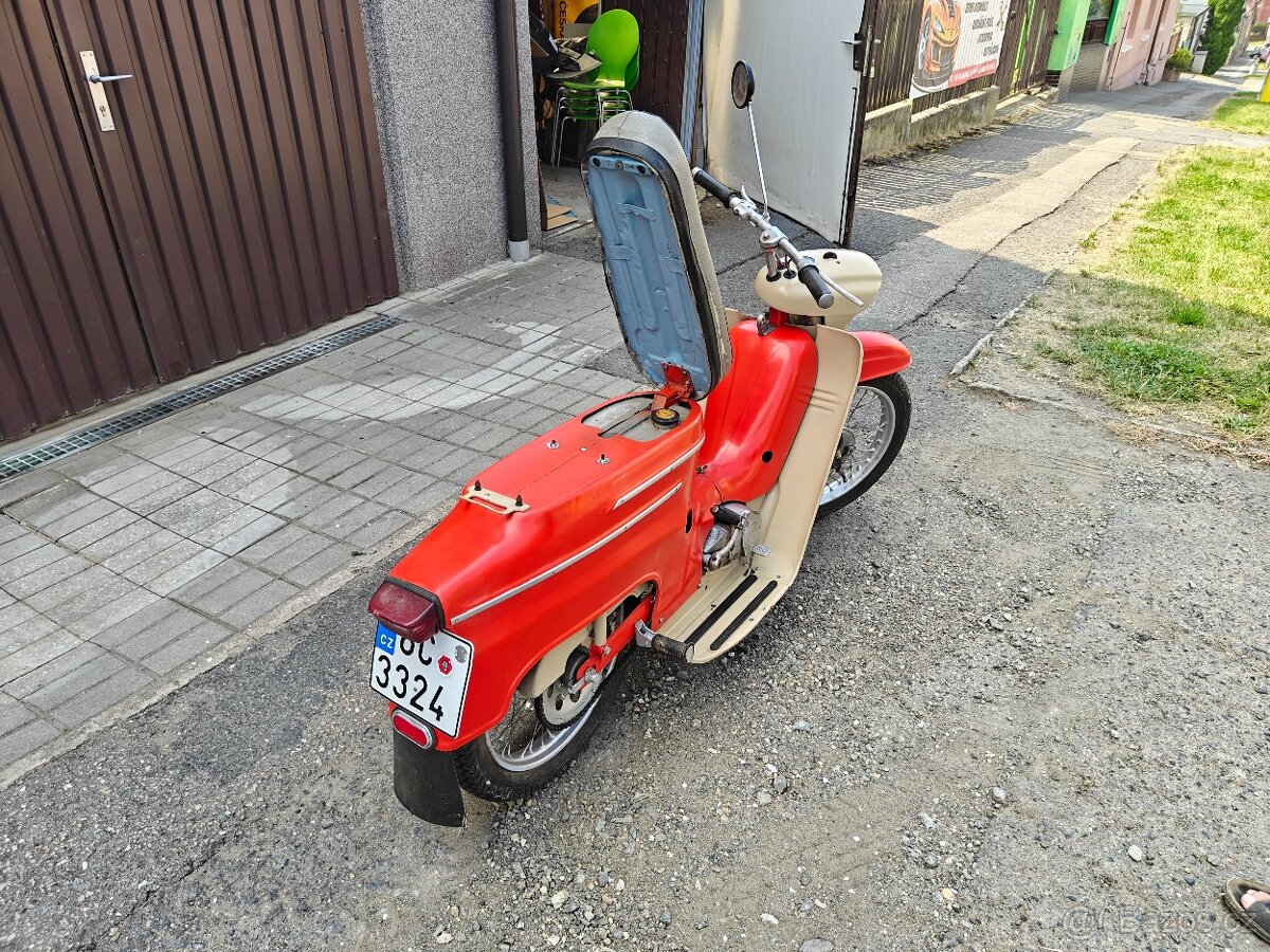 Jawa 20 Pionýr - 4