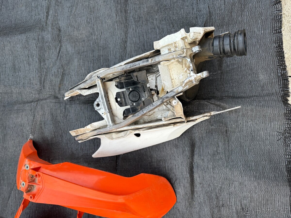 Originální Plasty Ktm Sxf 2011-2015.