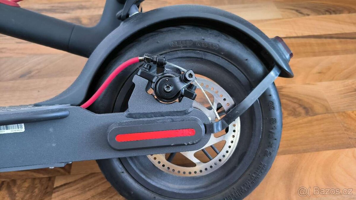 Xiaomi Mi Electric Scooter M365 - 4