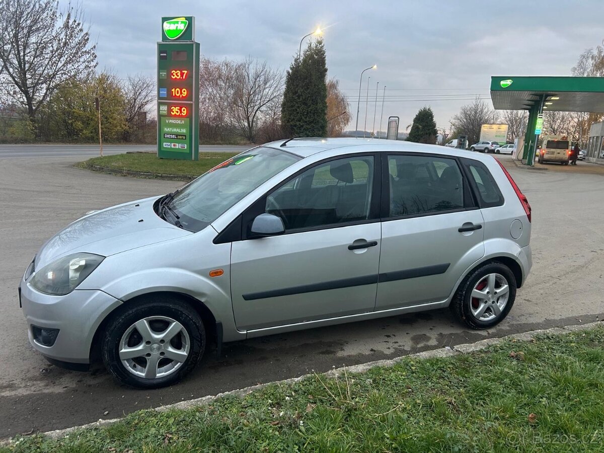 Ford fiesta 1.4tdci - 4