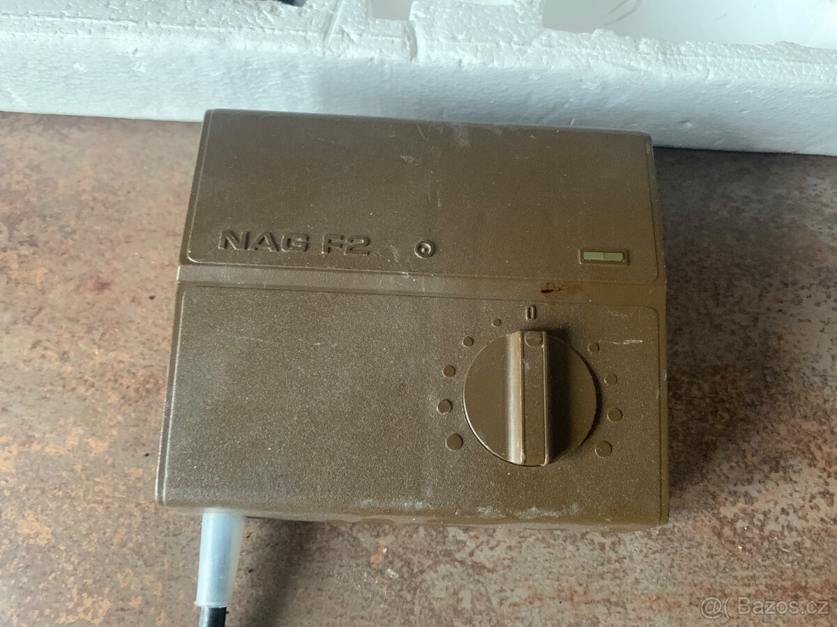 Vláčky TT - mašinka, vagonky koleje a trafo, vše funkční - 4