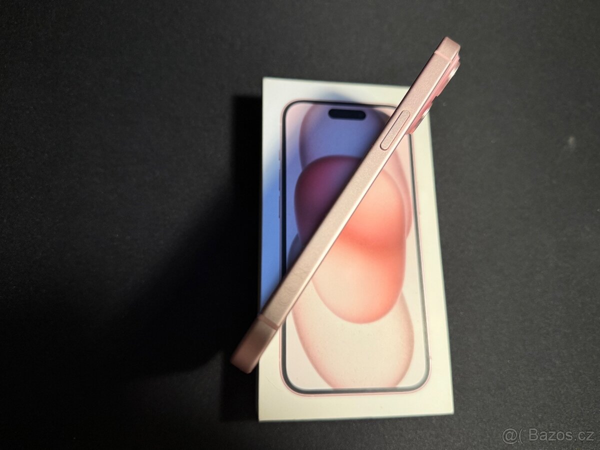 Apple iPhone 15 Pink - 4
