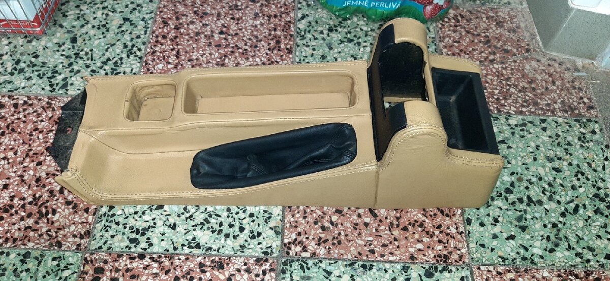 BMW e36 compact INDIVIDUAL extended leather - 4