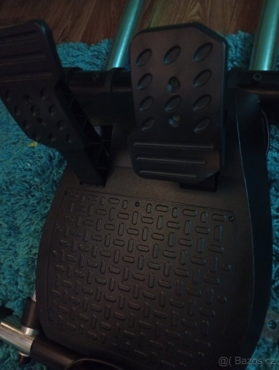 Herní volant thrustmaster t150 - 4