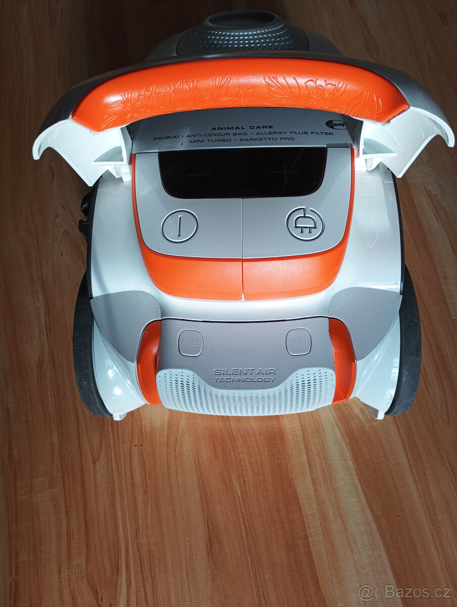 Prodám sáčkový vysavač Electrolux - 4