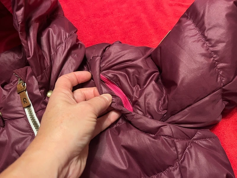 Dívčí péřová fialová bunda / vesta Reima, vel. 158 - 4