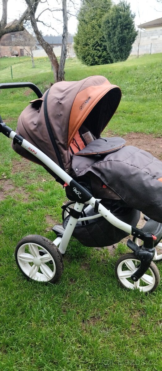 Sportovní kočárek HAPU - 4