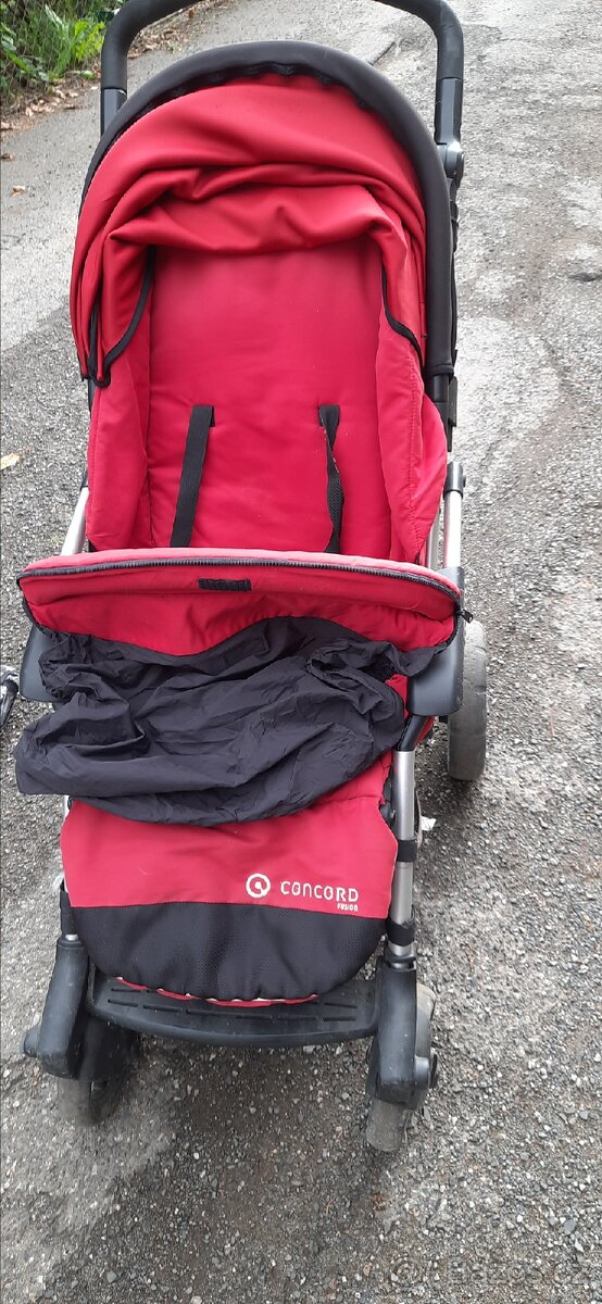 Dětský kočárek - 4