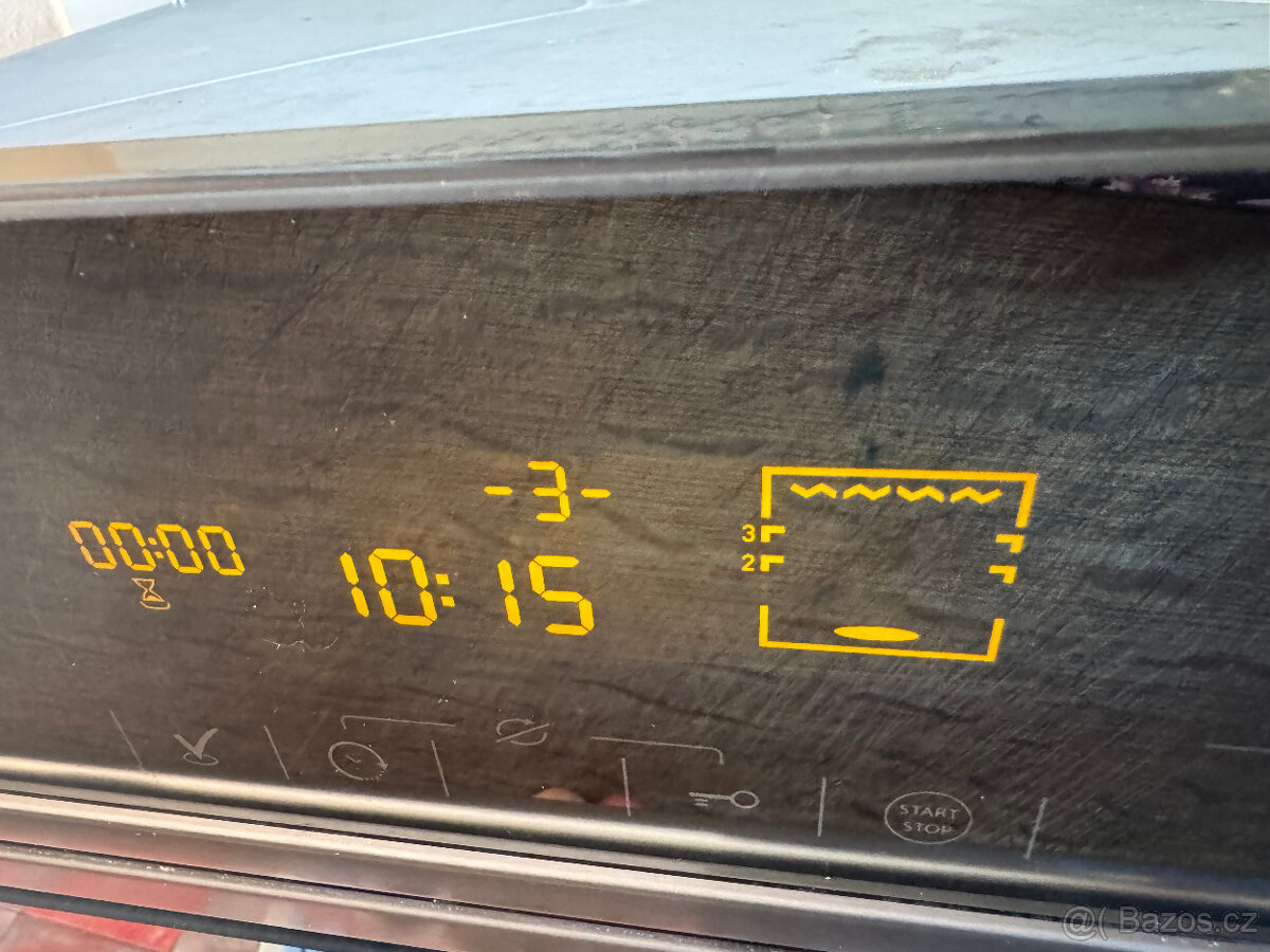 Vestavná MW trouba s grilem Hotpoint Ariston Experience - 4