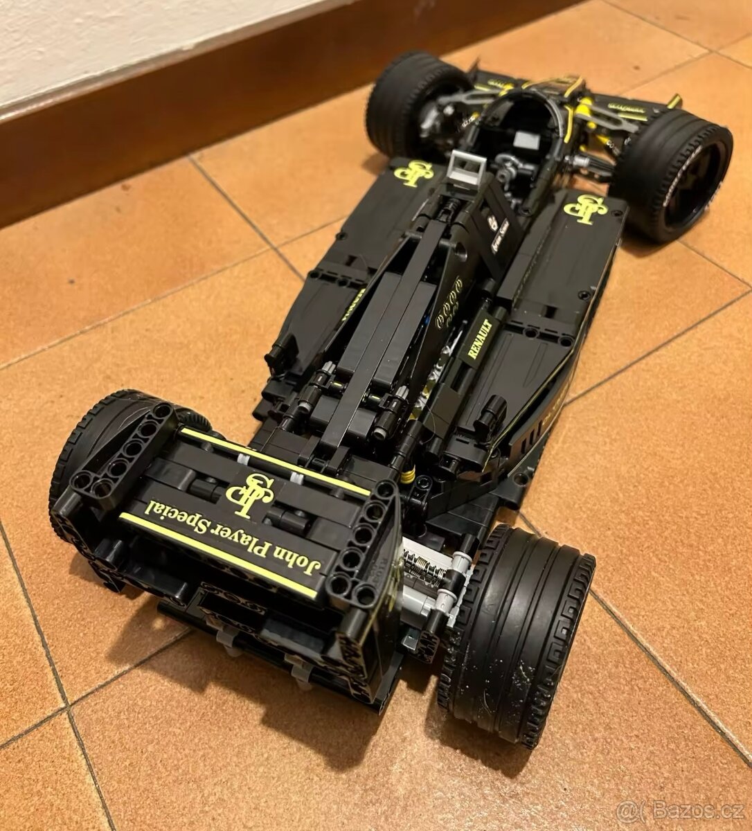 NOVÉ Lotus Renault F1 - 982ks kostek - 4