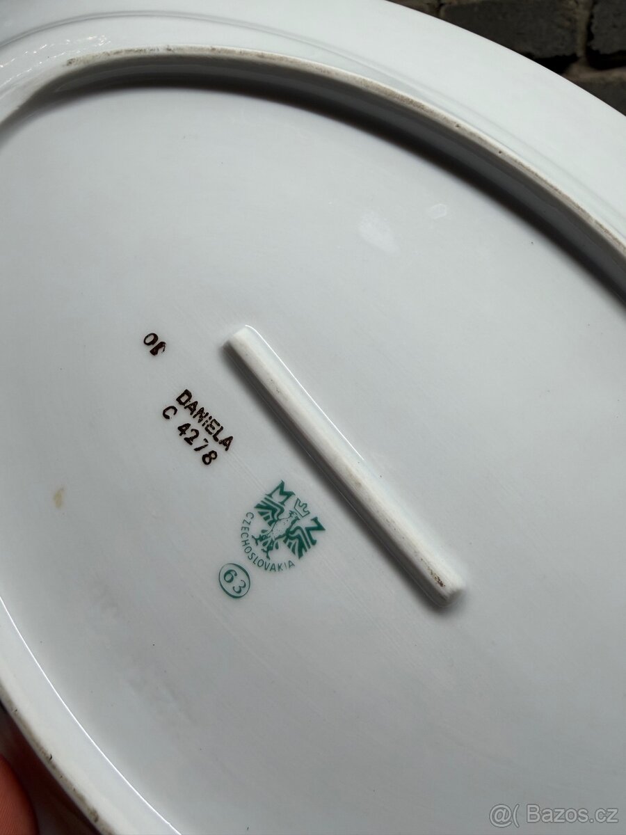 Servírovací tác MZ - 4