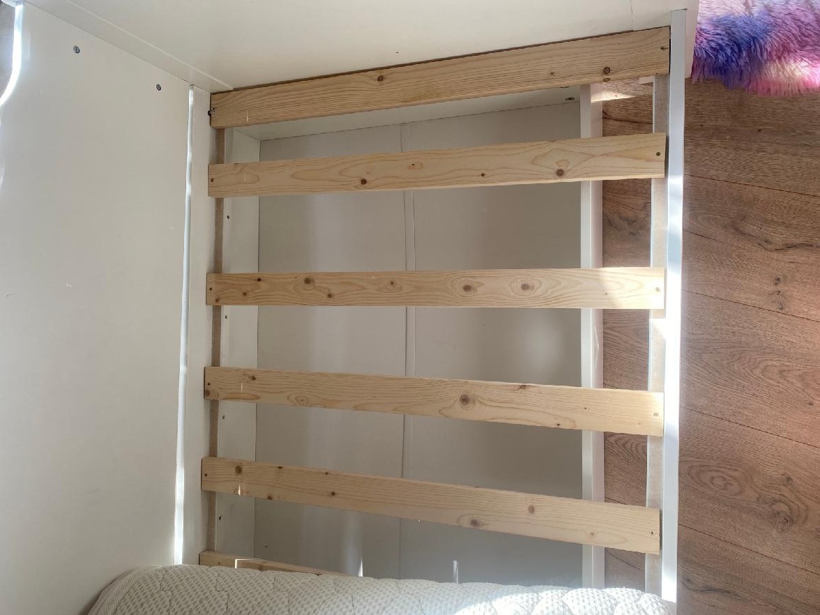 Krásná dětská postel - 4