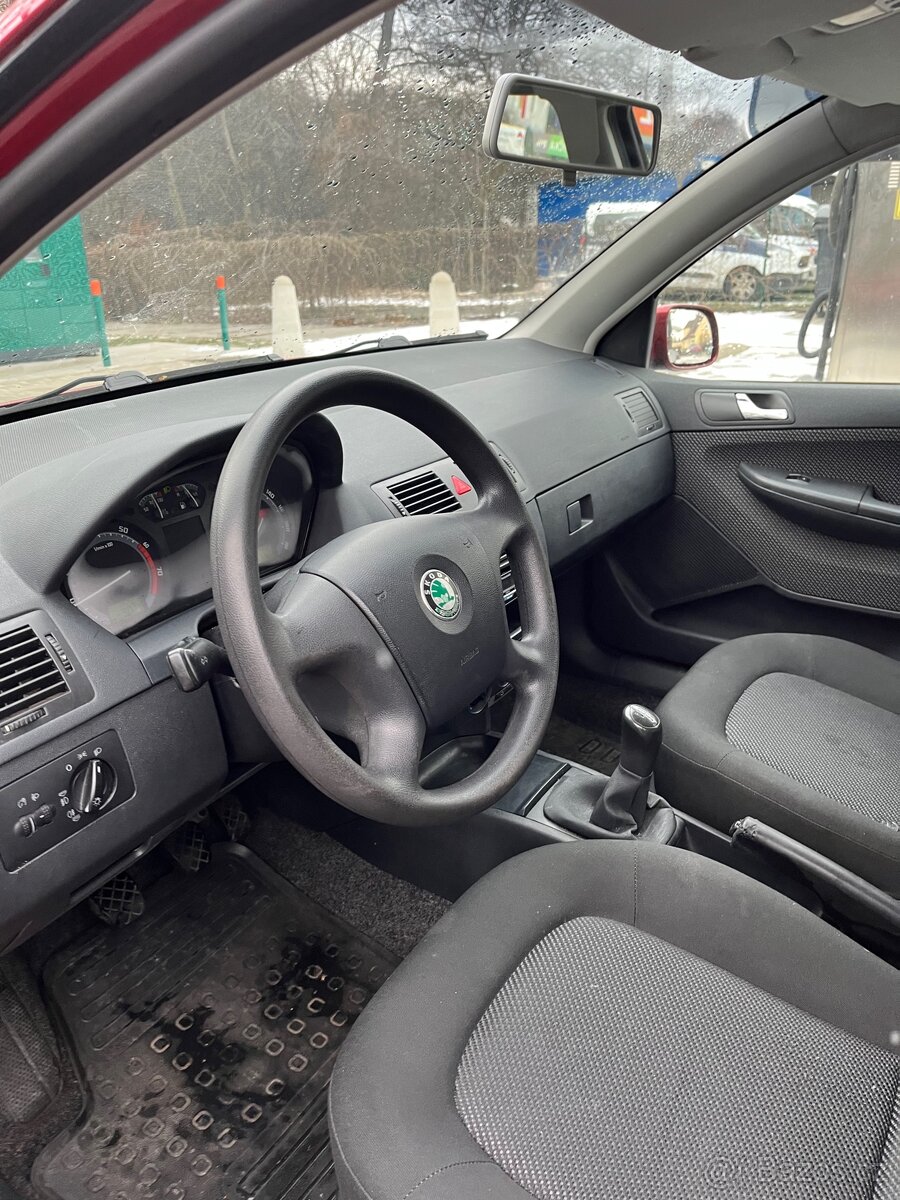 Škoda Fabia 1.2 benzín, r. 2006, olej měněn, sednout a jet. - 4