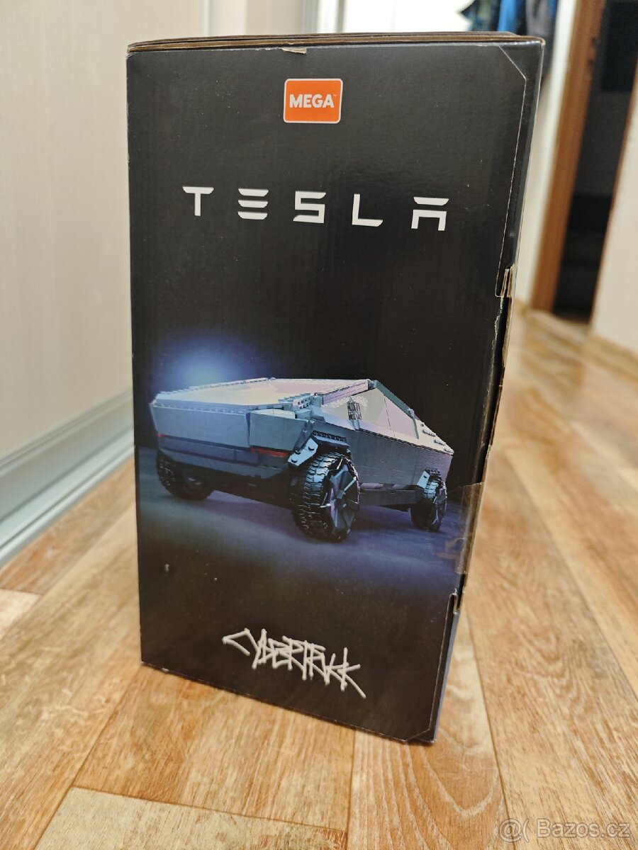 Tesla cyper truck lego set 3283 - 4