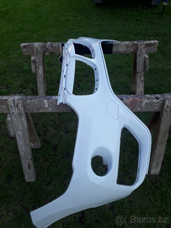 BMW přední nárazník X1 F48 - 4